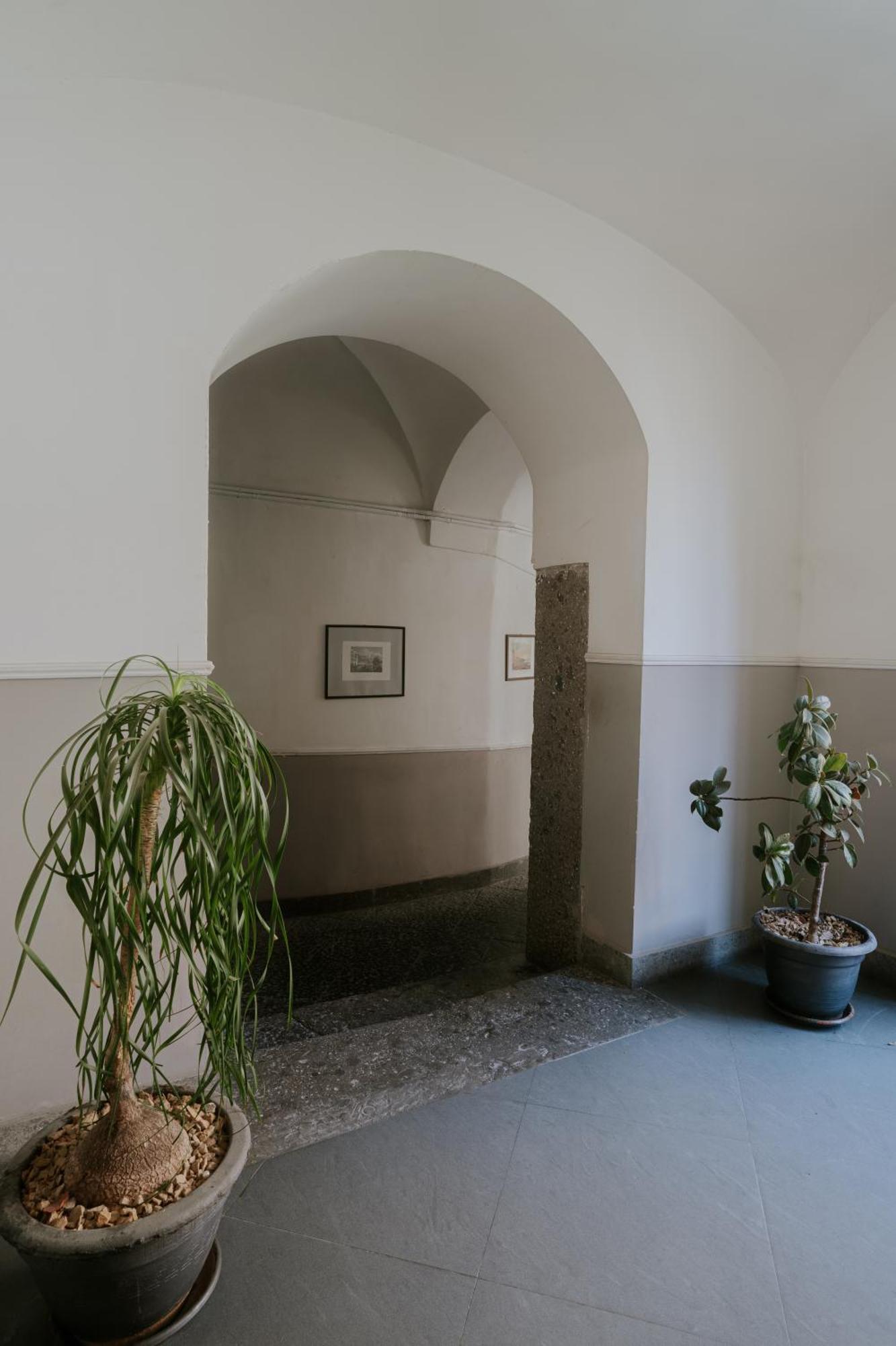Guest house La Bella Luxury And Travel Solution *