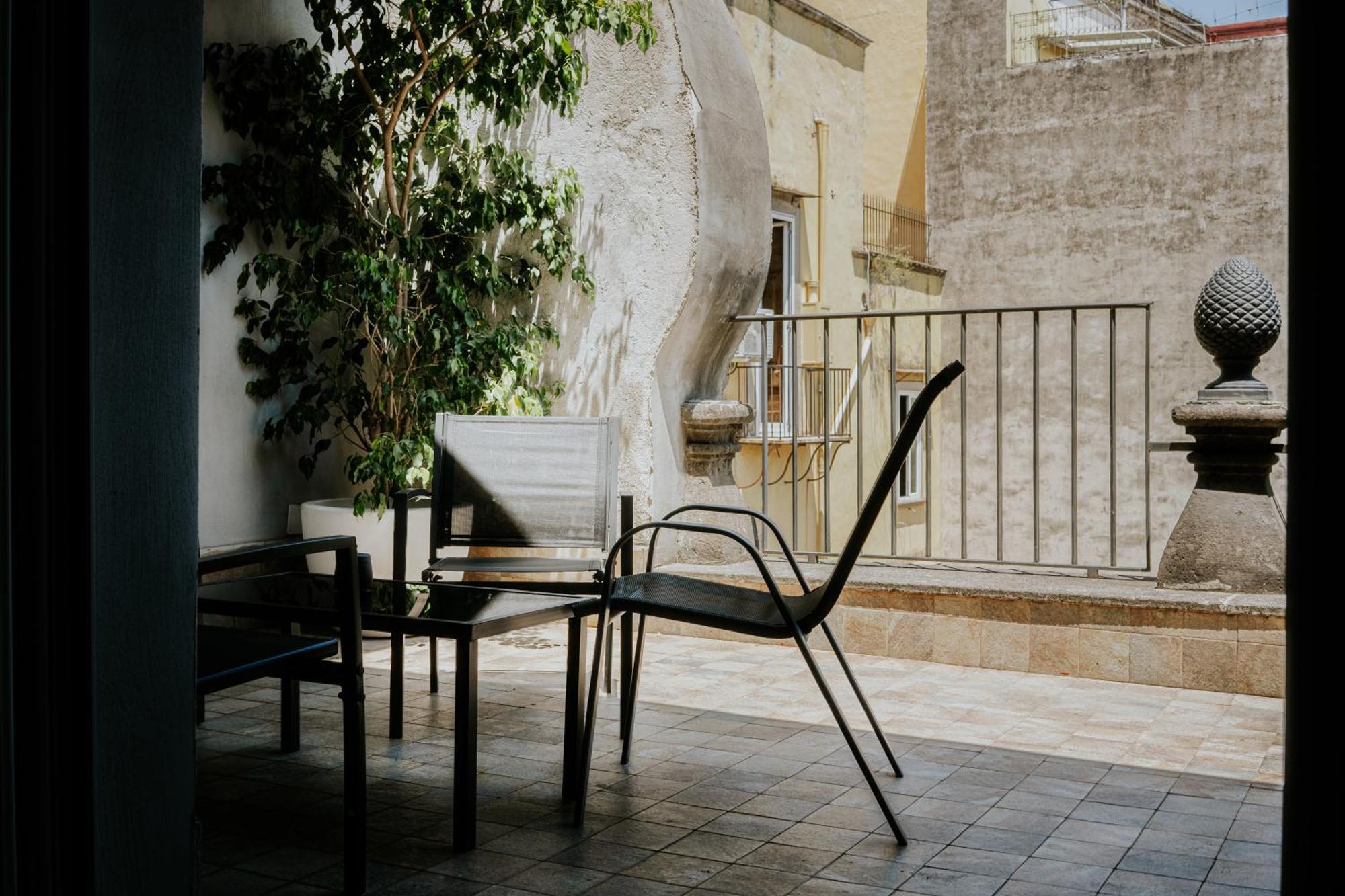 La Bella Luxury And Travel Solution Napels