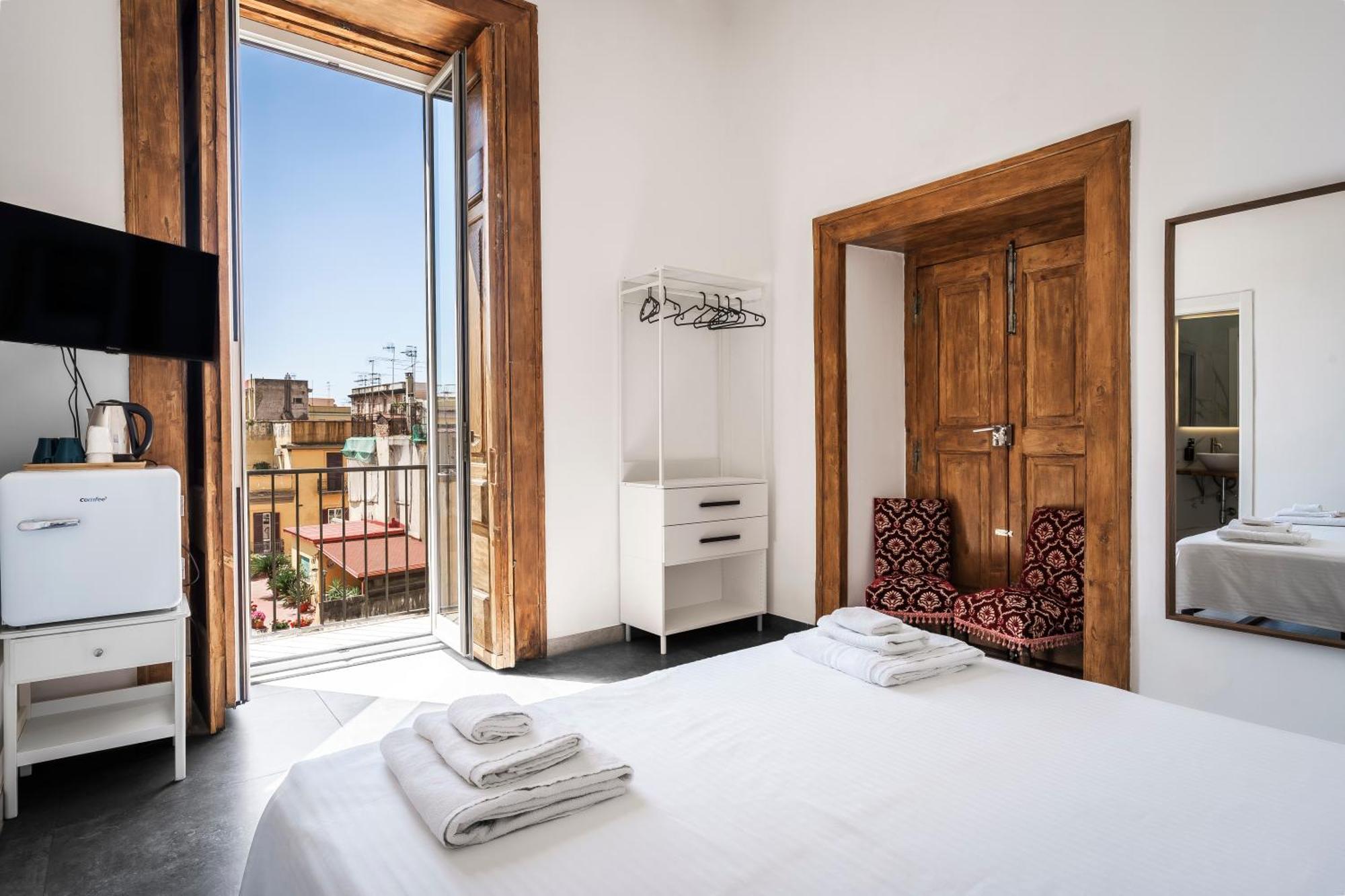 Gasthuis La Bella Luxury And Travel Solution Napels